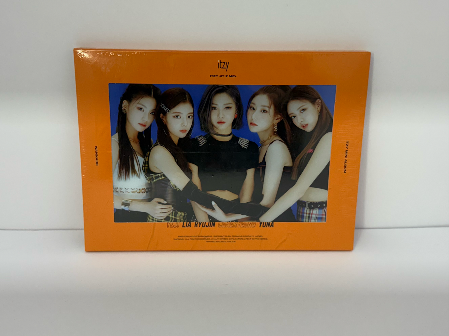 ITZY (Second Mini Album) IT’Z ME