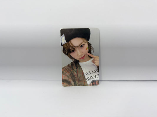 LE SSERAFIM Chaewon Easy Weverse Photo Card